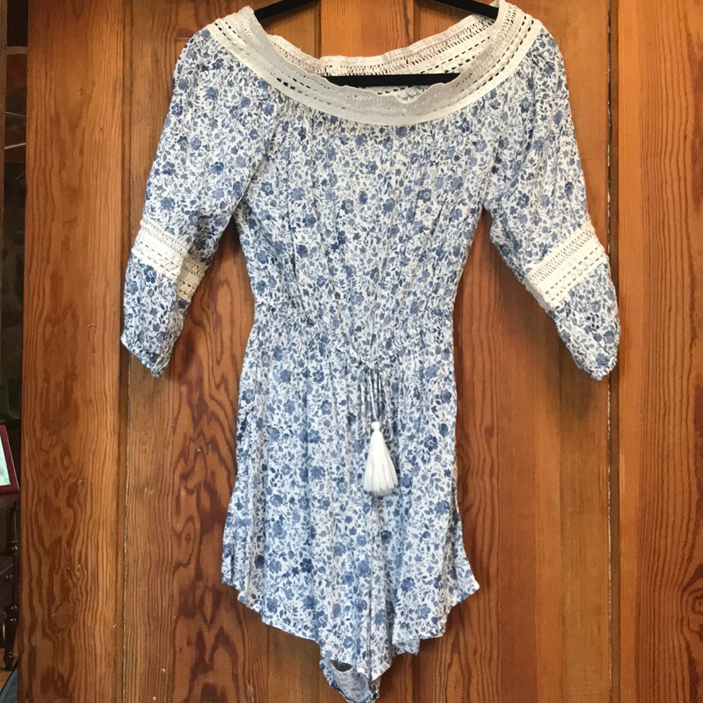 Hollister romper